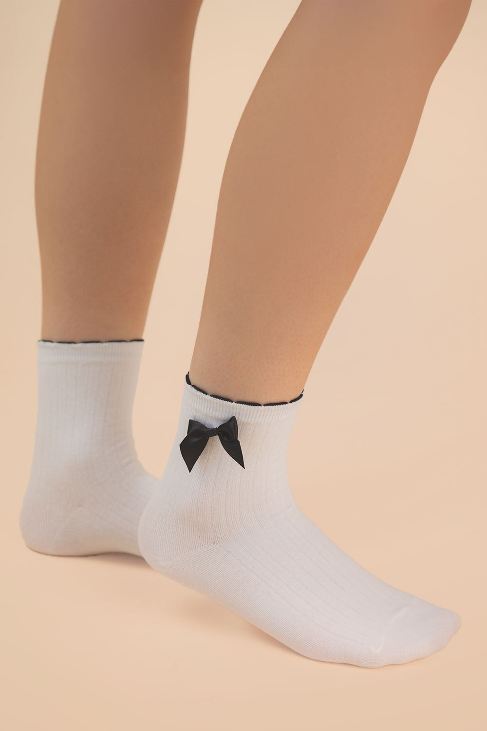Side Bow Crew Socks